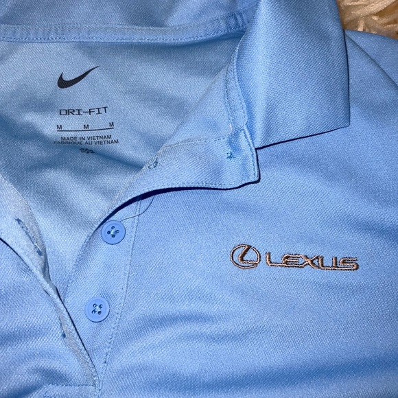NIKE GOLF WOMEN SZ.M BLUE GOLF SHIRT - Picture 2 of 3